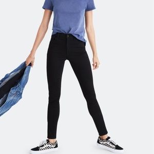 Madewell Roadtripper Jeans in Bennett Black